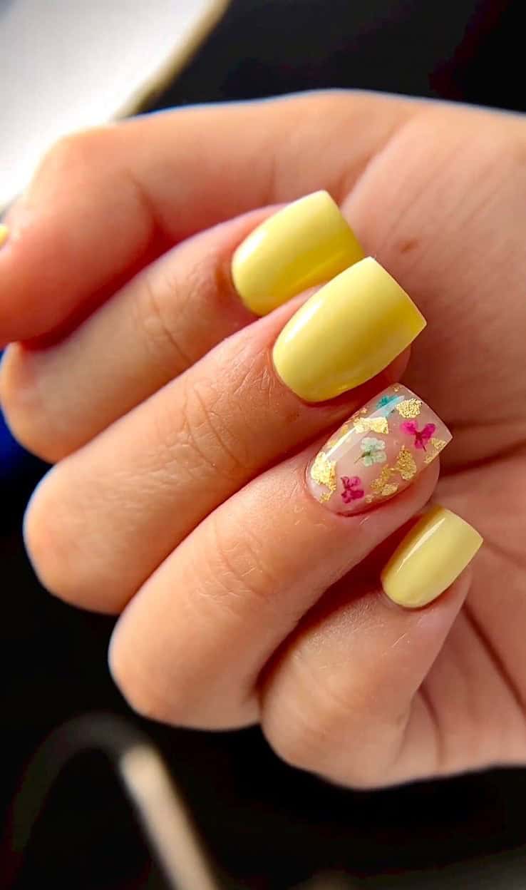 How to maintain your acrylic nails healthy and strong with LEGACY NAILS products