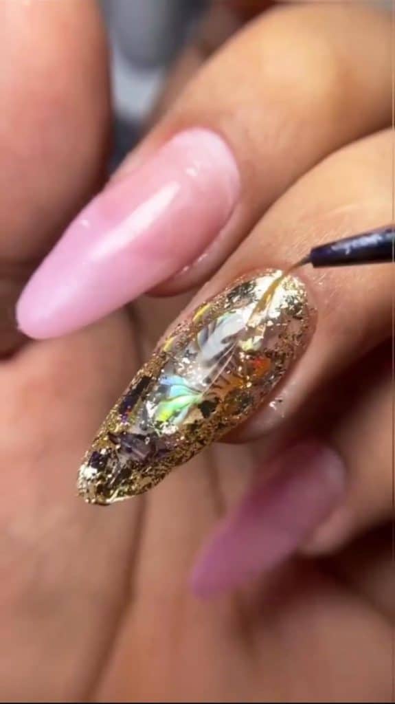 ¡Descubre las técnicas avanzadas de diseño de uñas acrílicas con Legacy Nails! 5 Imagen de WhatsApp 2023 06 30 a las 15.33.094 1