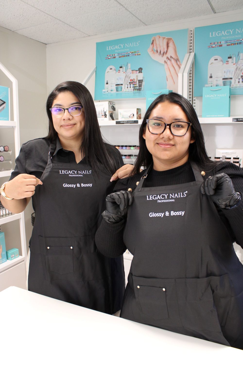 Nails Artist Apron – Premium Nail Supply for Style & Precision in 2025 - Image 4