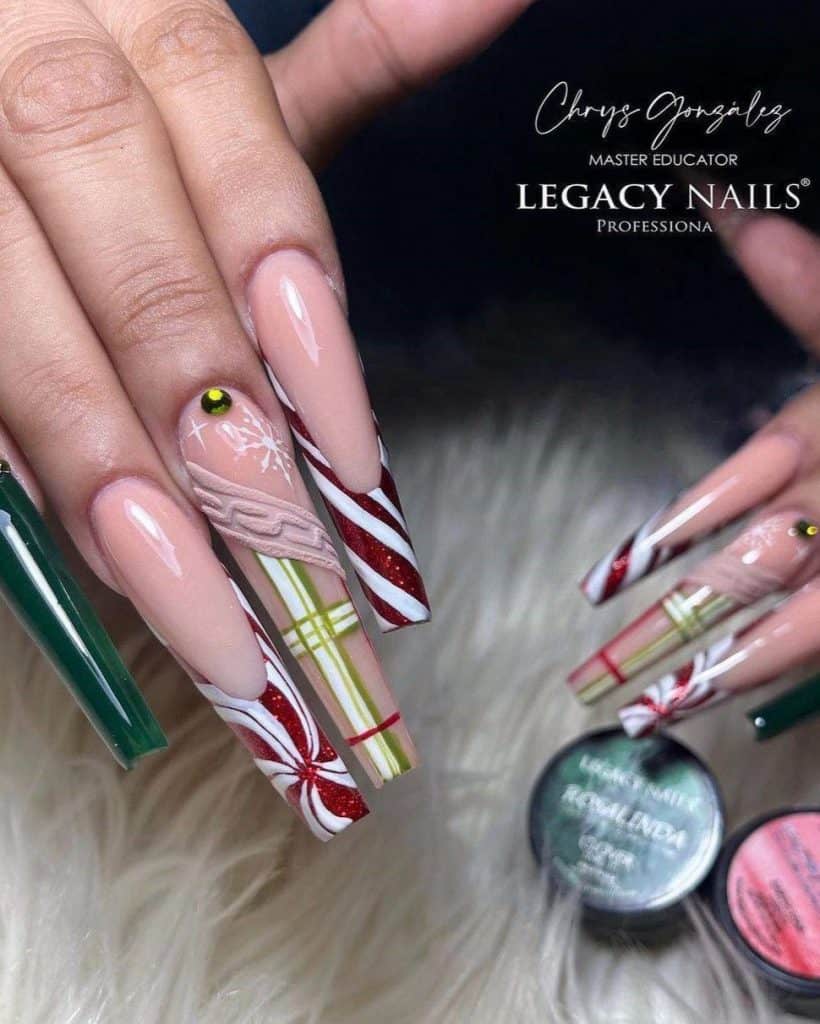 Brilla en Navidad: Consejos de Uñas con Legacy Nails 4 photo 2023 12 01 13 49 39