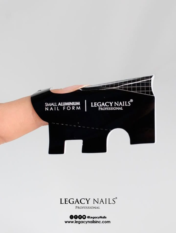 Paso a Paso para Colocar las Formas de Uñas de Aluminio de LEGACY NAILS 5 07 6 1