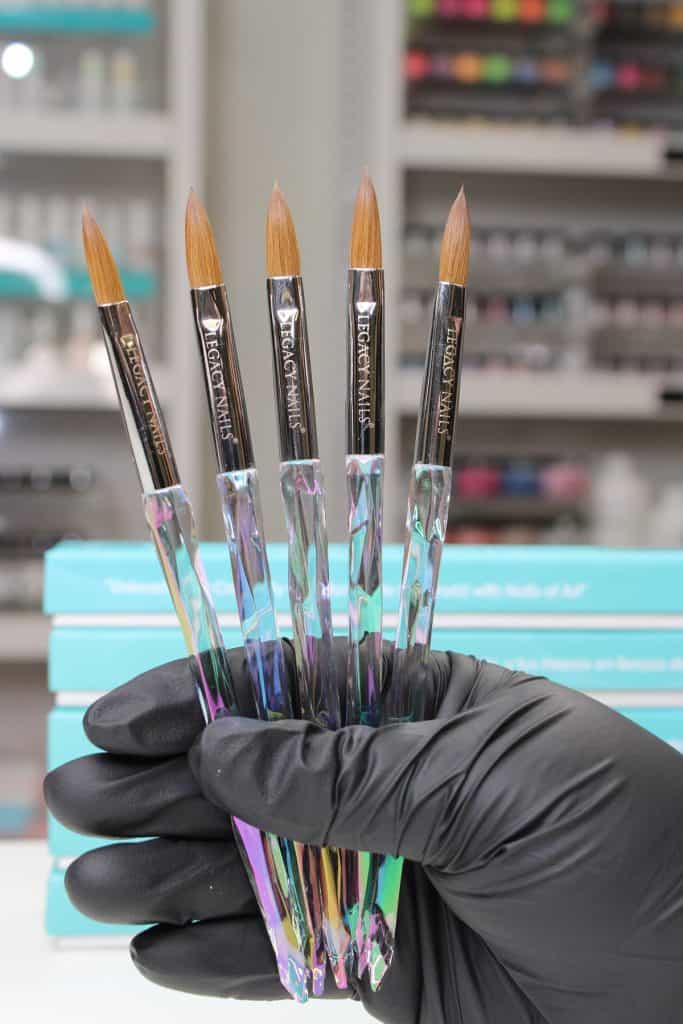 Conquista el arte de las uñas Acrílicas con el Premium Kolinsky Acrylic Nail Brush #10 de LEGACY NAILS 5 IMG 3872 1 1